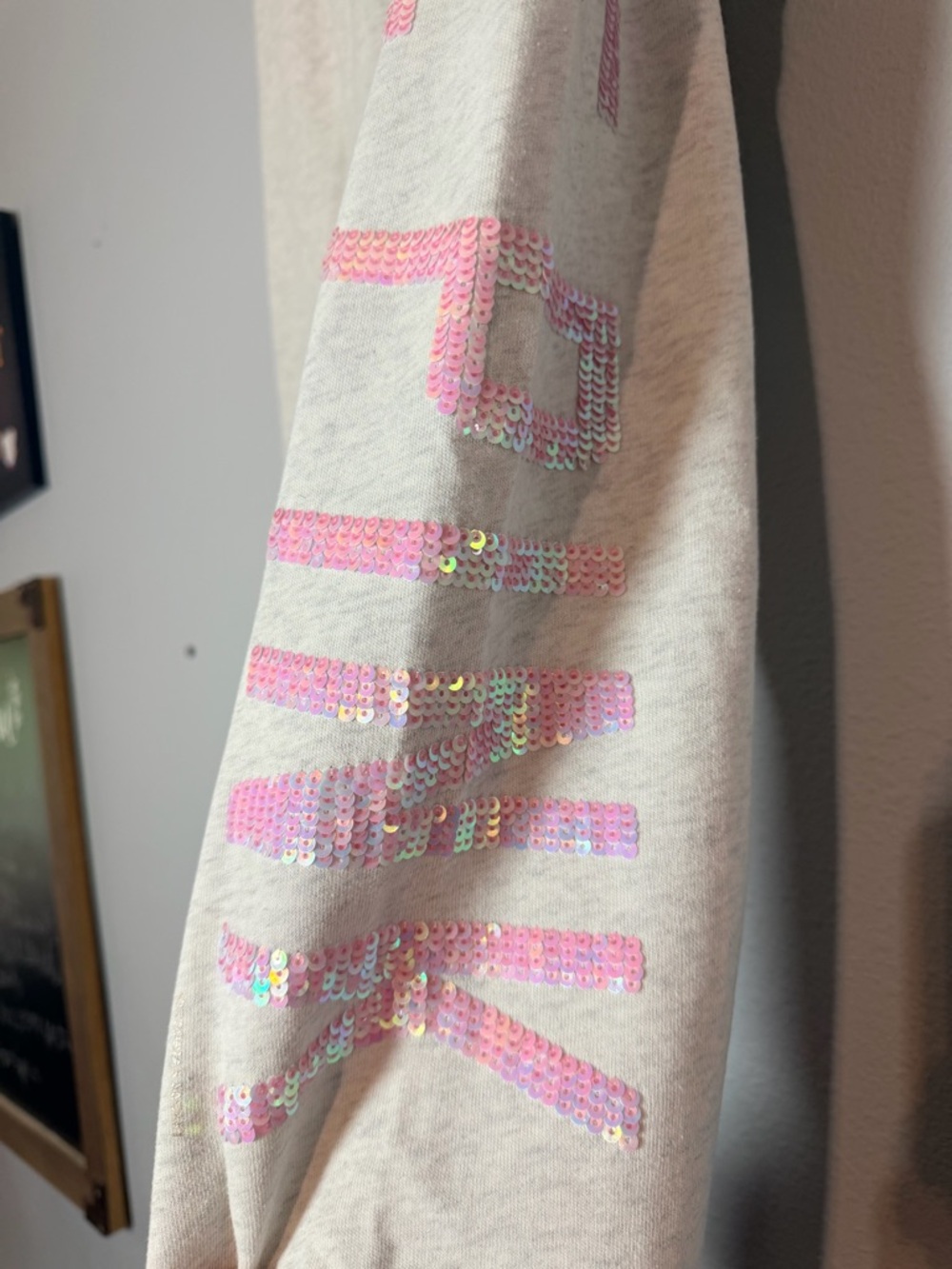 Victoria's Secret PINK Sequin Cropped Jogger Sweatpants Size Small Gray Midrise - Picture 4 of 9